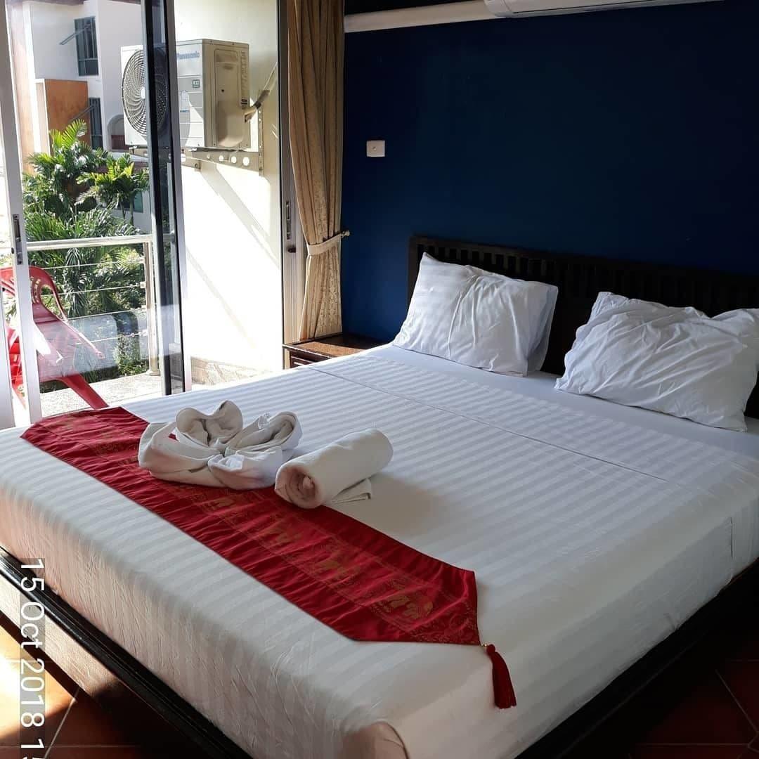 Porterhouse Beach Hotel Patong Zewnętrze zdjęcie