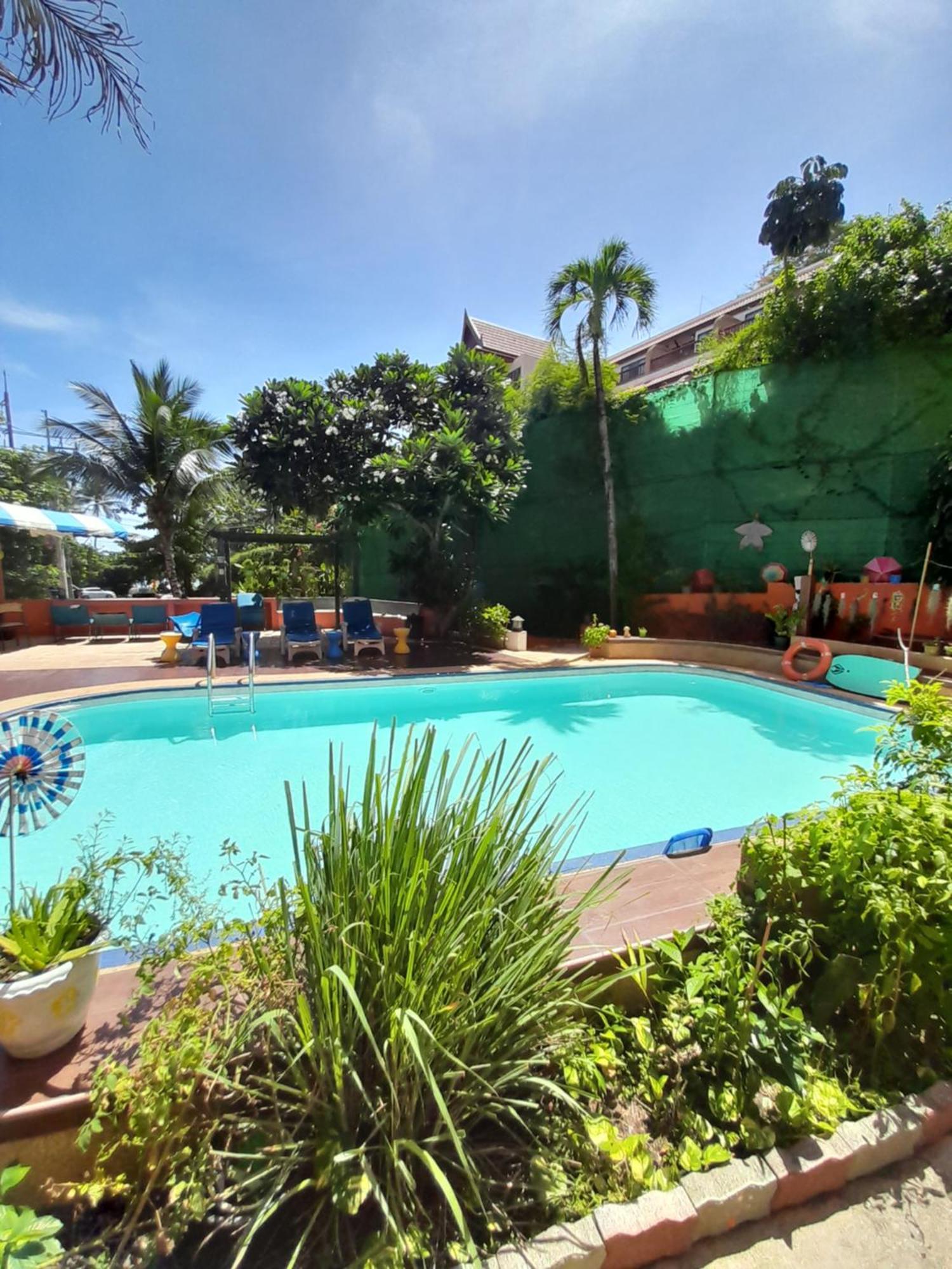 Porterhouse Beach Hotel Patong Zewnętrze zdjęcie