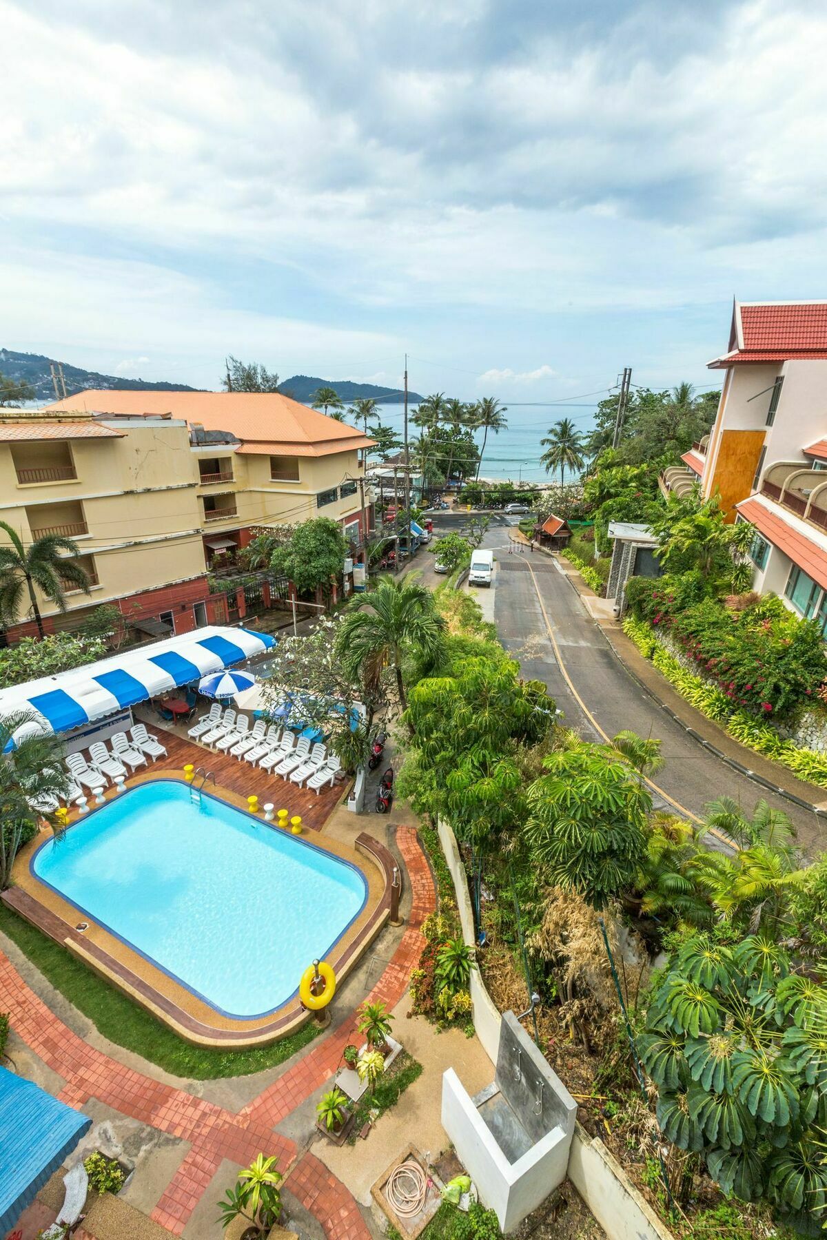 Porterhouse Beach Hotel Patong Zewnętrze zdjęcie