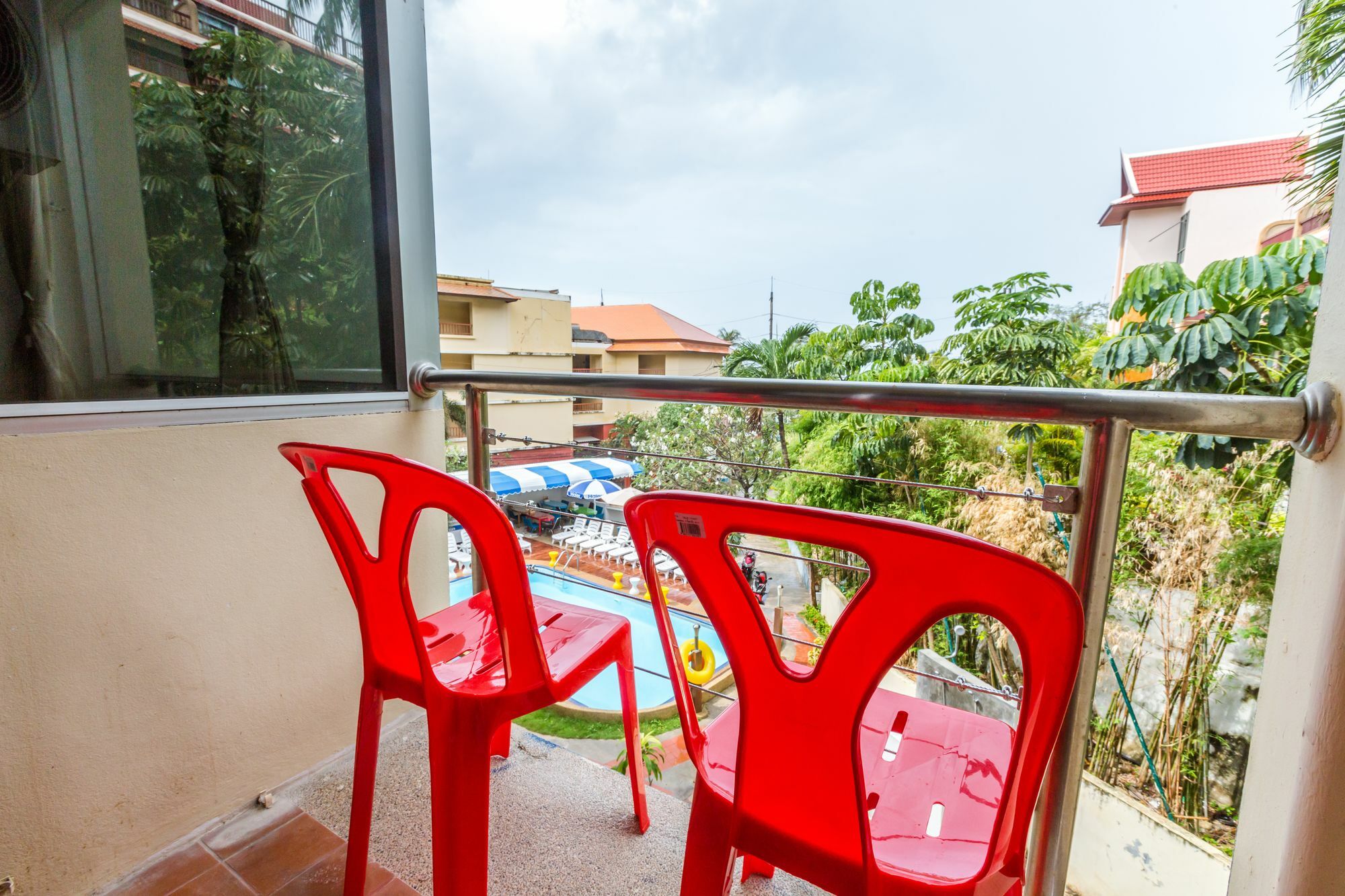 Porterhouse Beach Hotel Patong Zewnętrze zdjęcie